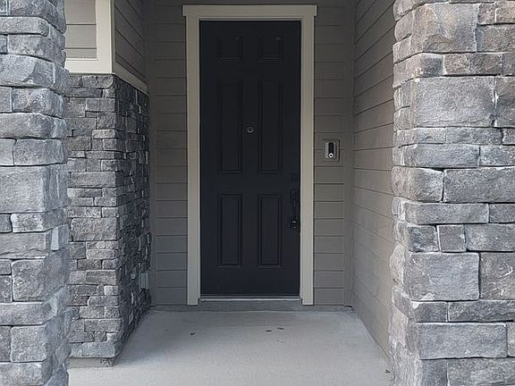 3rd image of 6413 Timber Cove Ct