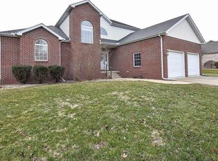 343 Forsyth Pkwy, Forsyth, IL 62535