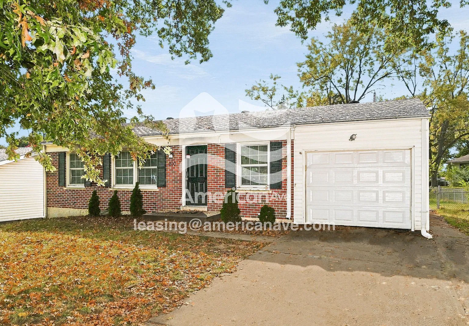 2 bed, 1.0 bath, 900 sqft, $1,347 — Photo 1