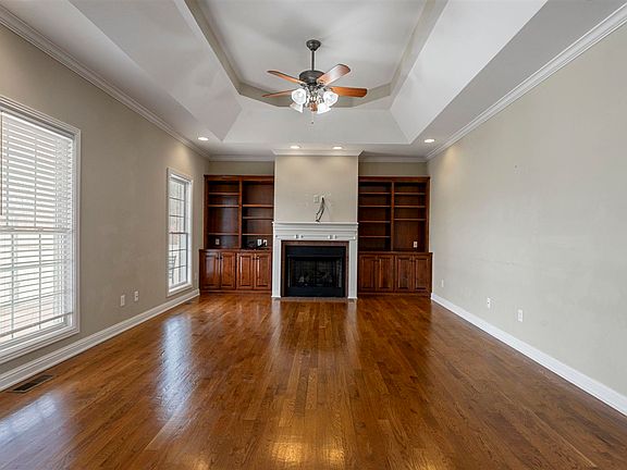 2nd image of 2717 Ashgate Dr