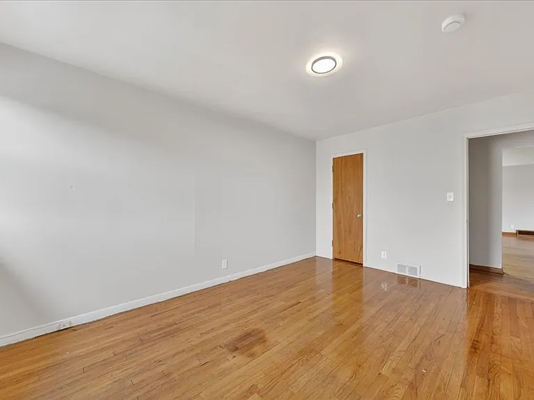 810 Whitmore Dr #205 — Photo 9