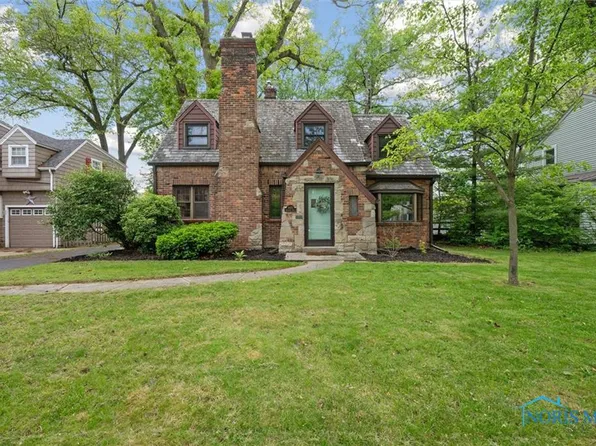 3425 Drummond Rd, Toledo, OH 43606