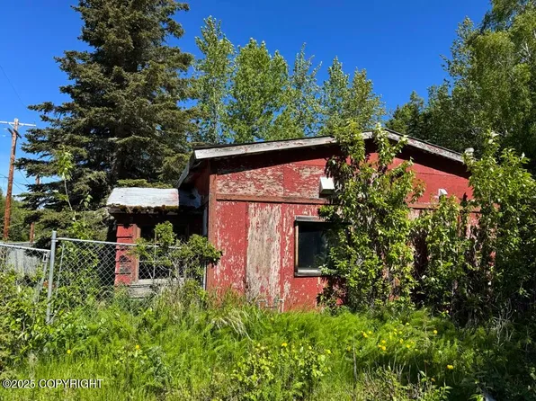 316 Linwood Ln, Kenai, AK 99611