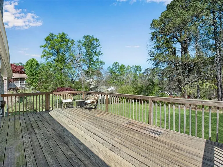 3941 Forest Dr — Photo 31