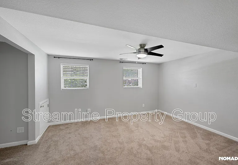 10136 W Keene Ave — Photo 18
