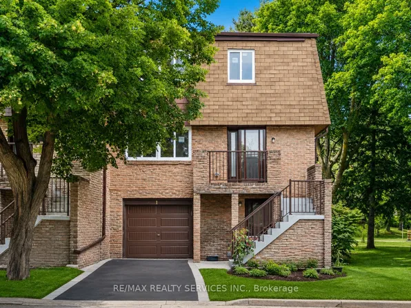 7030 Copenhagen Rd #1, Mississauga, ON L5N 2P3