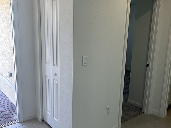 5th image of 4209 Longmour Ln