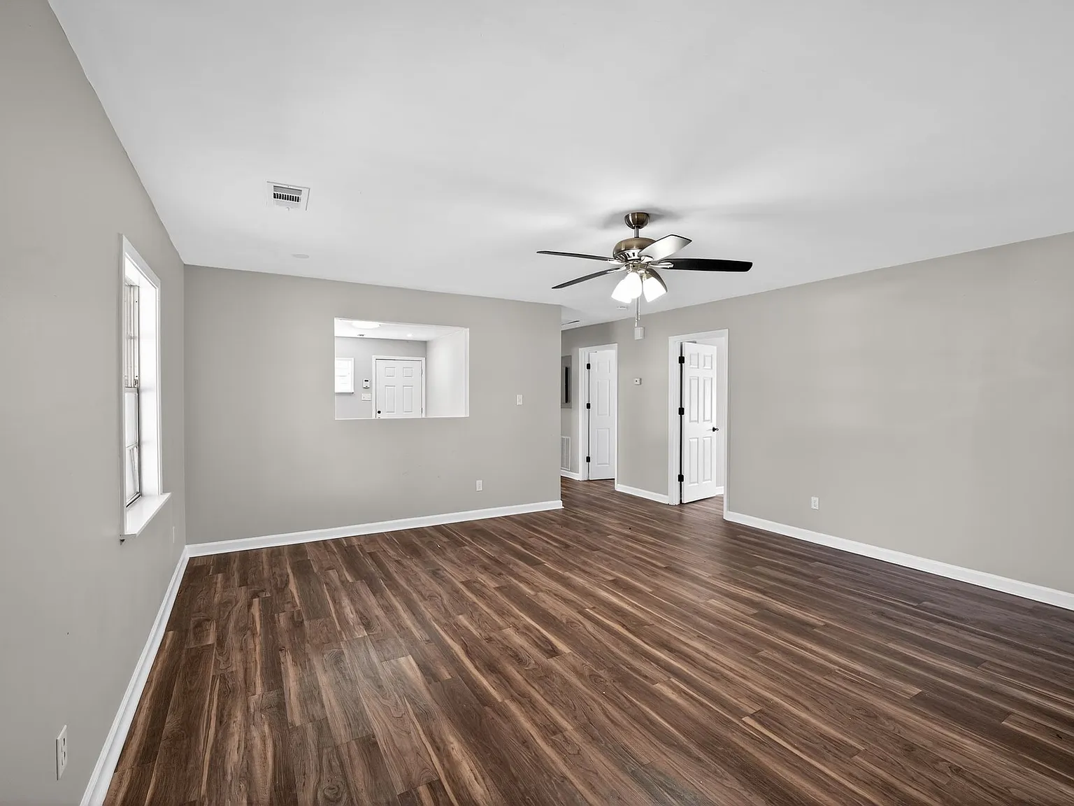 4 bed, 1584 sqft, $2,000 — Photo 3