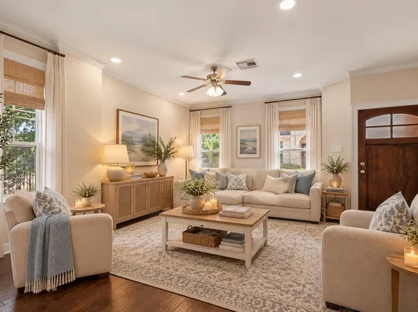 4827 Hardy St, Houston, TX 77009