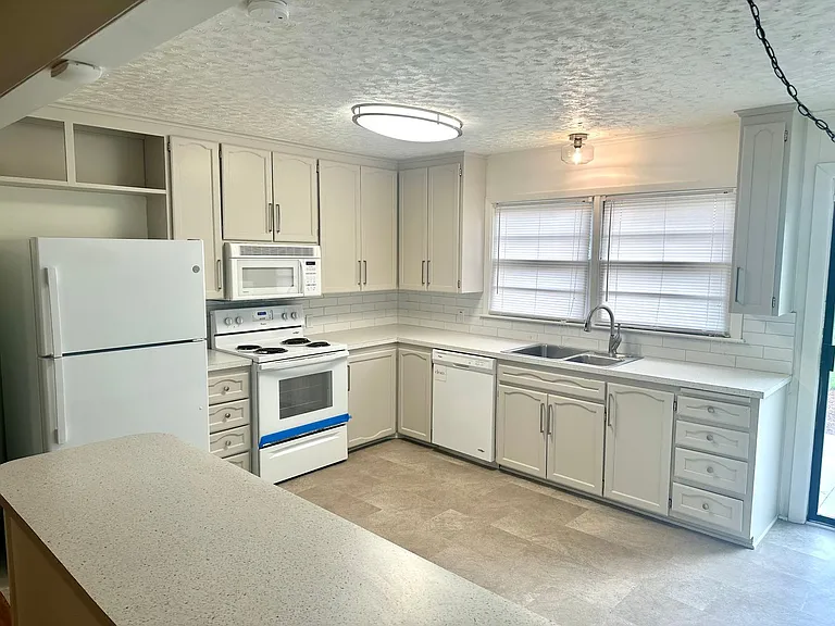 510 S 74th East Ave — Photo 15