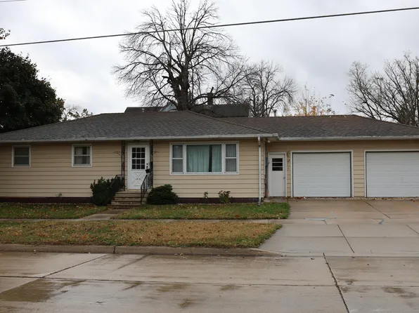 701 10th St NE, Austin, MN 55912
