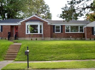 3511 Pinoak Pl, Saint Louis, MO 63125