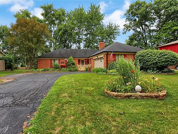3rd image of 6501 Buttonwood Dr