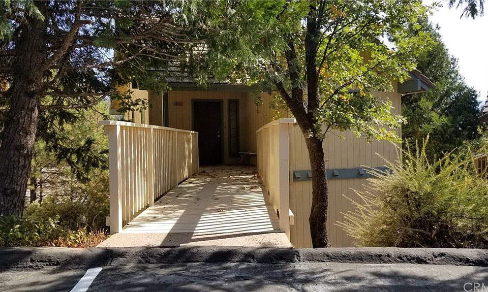 1st image of 40523 Big Pine Trl