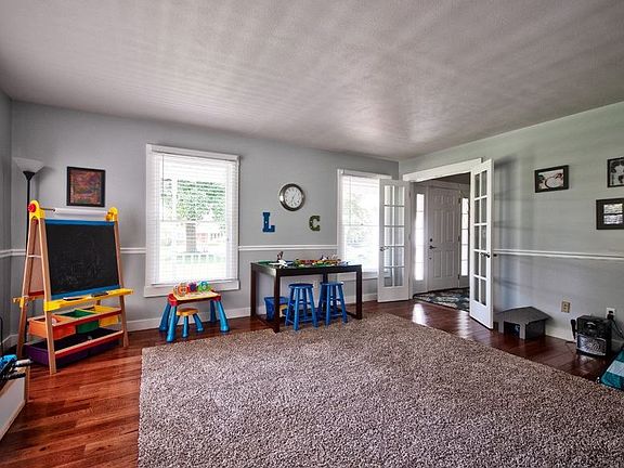 5th image of 58654 Glenriver Dr