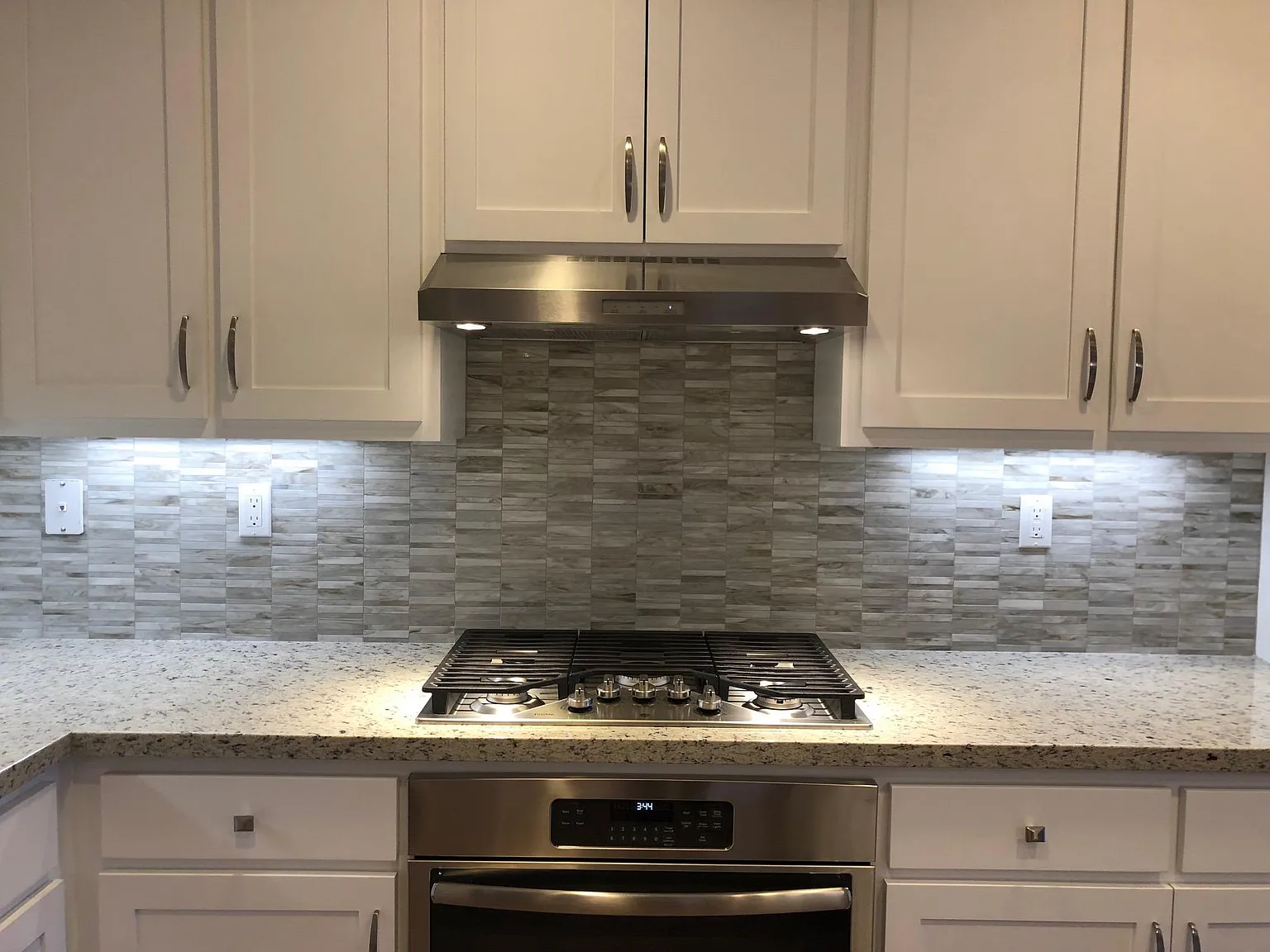 4 bed, 4.5 bath, 1948 sqft, $4,200 — Photo 3