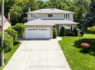 138 Strawberry Dr, Hamilton, ON L8E 4R7