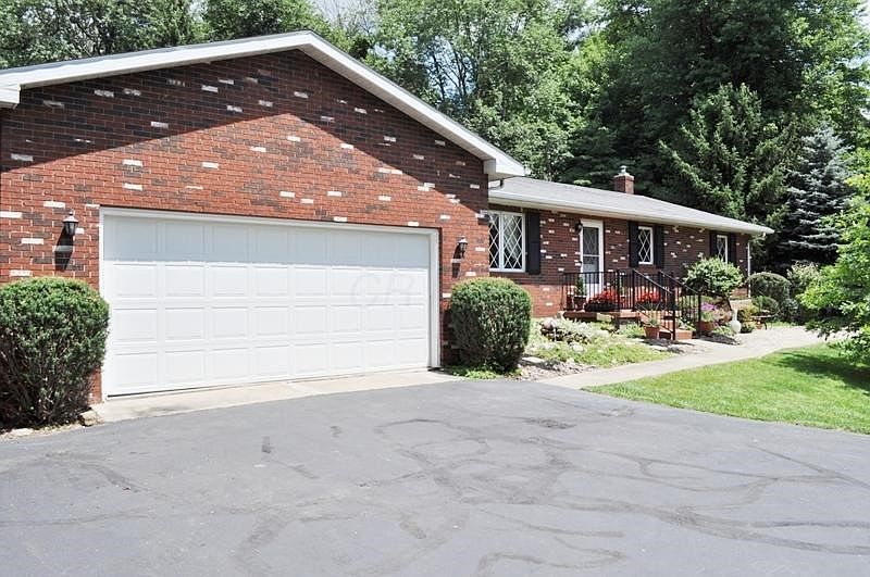 1st image of 540 Rainbow Dr NW