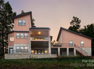 6822 Burkemont Rd, Morganton, NC 28655