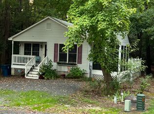 8 Helm Ct, Ocean Pines, MD 21811