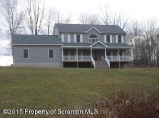 188 Beechnut Dr, Honesdale, PA 18431