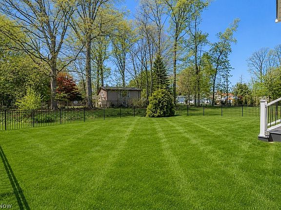 4th image of 8418 Bedaos Dr