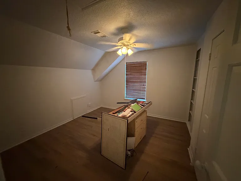 7218 Holder Forest Ct — Photo 13