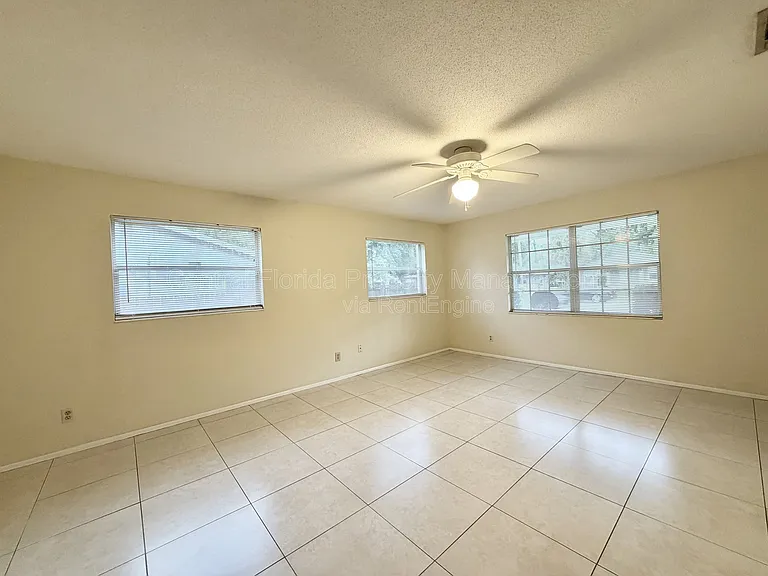 2203 S Park Ave #A — Photo 10