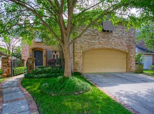 25 Savanah Rdg, Metairie, LA 70001