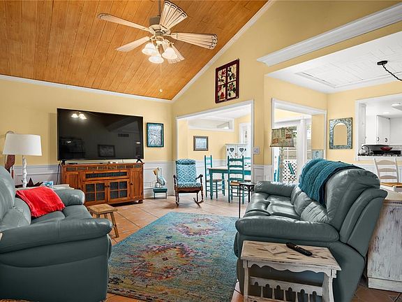 5th image of 2586 Forest Run Ct