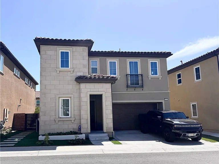 20816 Pine Cone Cir — Photo 1