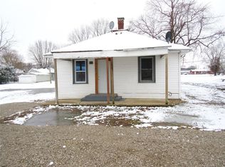 111 Marcia St, Wilsonville, IL