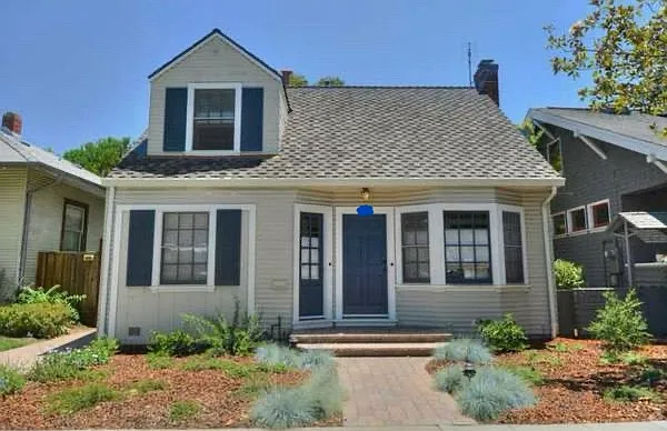 Front of duplex