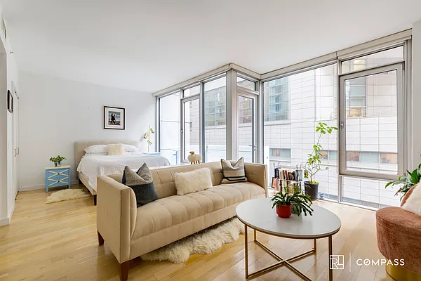 Rented by Compass | media 5