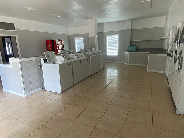 Modern Waco Living Zero Deposit Apartments Near Baylor, 1800 Waco — Photo 147