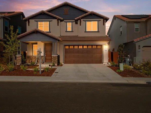 3394 Discovery Dr, Folsom, CA 95630