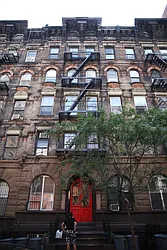 220 East 27th Street in Kips Bay