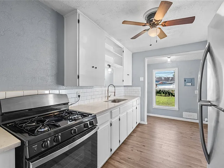 4645 Cheryl Dr — Photo 6
