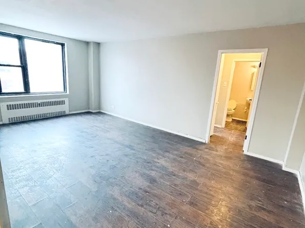 7363 S South Shore Dr APT 508, Chicago, IL 60649