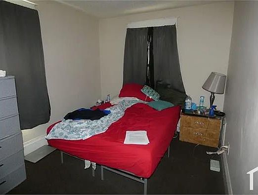 3rd image of 15 Cutler St