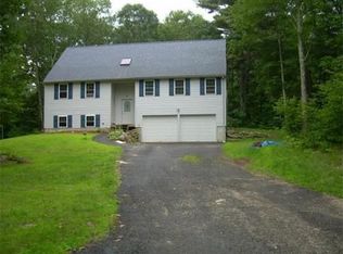 11 Peck Ave, Dudley, MA 01571