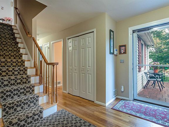4th image of 60 Gildare Dr