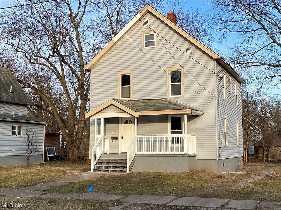 1st image of 130 Austin Ave NW