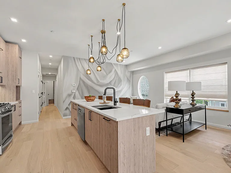 63 Church St #5 — Photo 8