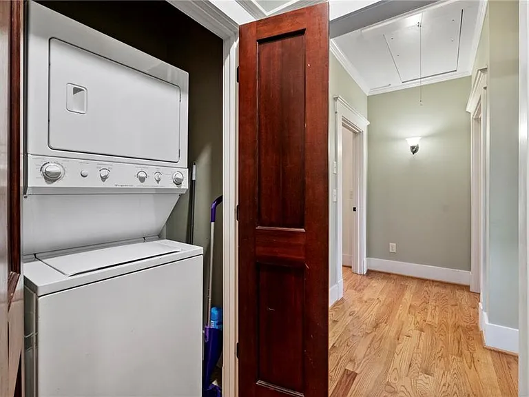 1065 Washita Ave NE #B — Photo 20