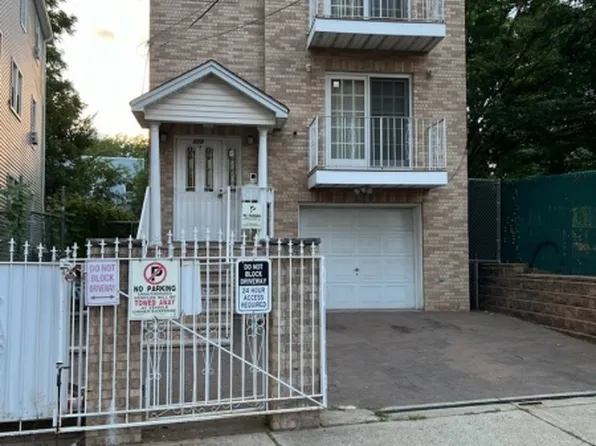 200 1st St, Newark City, NJ 07107