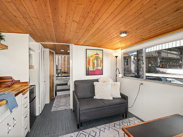 11 E Allison St #6 — Photo 3