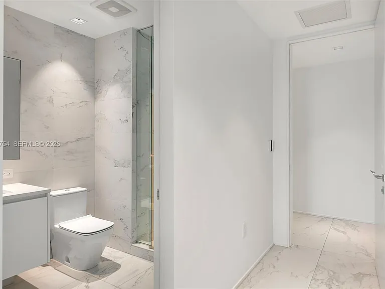 1000 Biscayne Blvd #1201 — Photo 73
