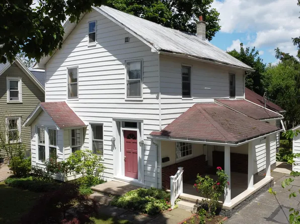 109 New St, Muncy, PA 17756