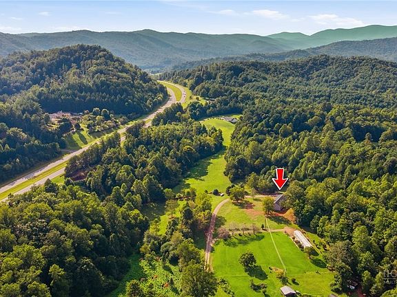 2nd image of 279 Rocky Top Acres Road